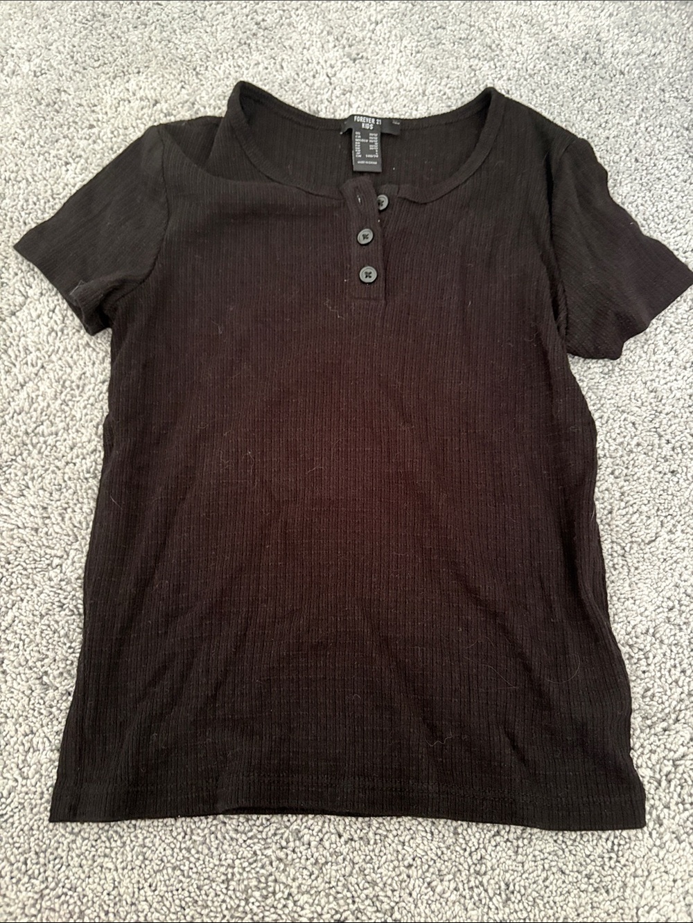 Forever 21 Black Short-Sleeve Ribbed Button-Down Top